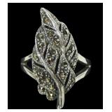 Sterling silver split shank marcasite leaves ring,