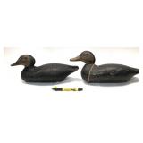 Lot: 2 Vintage Wooden Carved duck decoys