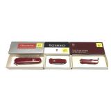 Lot, 3 Victorinox Swiss Army knives in boxes