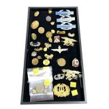 Lot: Assorted Close Combat badges, collar discs,