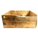 Wooden crate with leather slings, Polar cap and