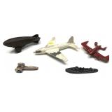 Lot: Assorted vintage toy planes and Zeppelin