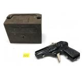Lot: Vintage Bank and toy gun
