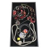 Lot, fashion jewelry