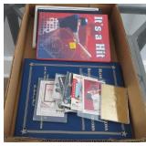 Lot, small albums, baseball cards plus some loose