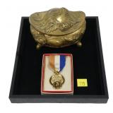 Lot, metal trinket box, marching medal