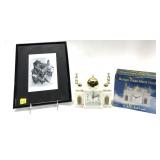 Lot: Mosque Alarm Clock in box and framed photo