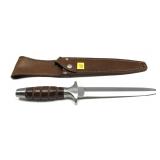 Valor double edge dagger with leather sheath,