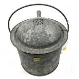 Early Dover minnow bucket