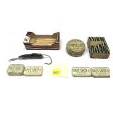 Lot, vintage Pflueger spoon, hooks and swivel