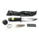 Survival knife in sheath