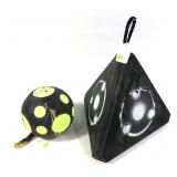 Lot, 2 hanging archery targets