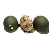 U.S. Military Helmet with reversible Camo cover
