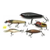 Lot, 5 assorted vintage lures includes Heddon