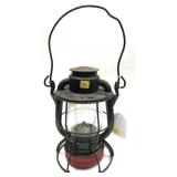 Dietz Vesta L.V.R.R. railroad lantern with