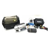 Lot: Sony Handy Cam with Targus case and Mini
