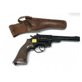 Crosman Model 38T .22 Cal. CO2 revolver with