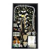 Lot, fashion jewelry