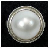 Sterling silver pearl ring, size 6