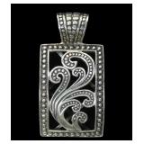 Sterling silver open work pendant, 10.9 grams