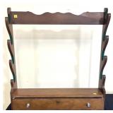Wooden hanging gun rack with one drawer, holds 4