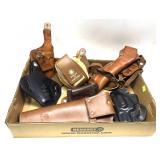 Lot: assorted leather holsters, includes: