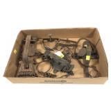 Lot, 4 vintage traps includes Victor