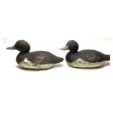 Lot, 2 wooden carved decoys