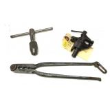 Lot: Vintage Tools includes small salesman