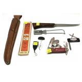 Lot, assorted knife and tools includes Western
