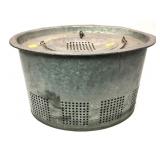 Vintage metal minnow bucket