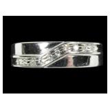 Sterling silver band ring with round cut diamond