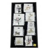 Lot, fashion brooches, new in packaging