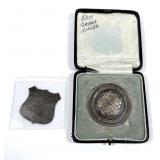 Lot, 2 Commemorative tokens, 1 is silver ( 8