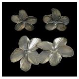 Vintage sterling silver flowers pin, approx. 2'L.,