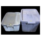 Lot, 2 Rubbermaid Roughneck toes with lids - NO
