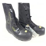 Pair of US Military cold weather 'Mickey Mouse'