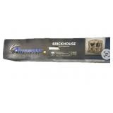 Brickhouse hub style ground blind in box