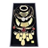 Lot, fashion necklaces and agate bead bracelet