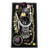 Lot, fashion jewelry and watches