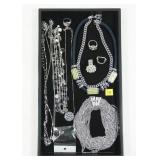 Lot, fashion jewelry