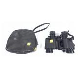 Sakar 8x30 Field 7 binoculars in case