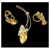 18K Yellow gold and pearl pin with matching