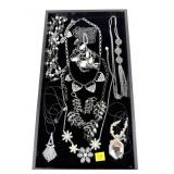 Lot, fashion jewelry
