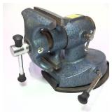Table top double sided vise, 2 3/4" and 1 3/4"