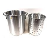 Large Stock Pot with colander basket
