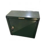 Stack-On Pistol/Ammo cabinet with key:
