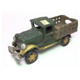 Vintage cast iron toy truck, 8" L