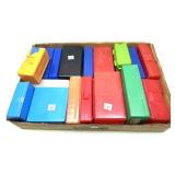 Lot, assorted empty plastic cases, 18 pcs.