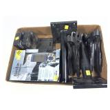 Lot: meridian Marine GPS with box and rod holders